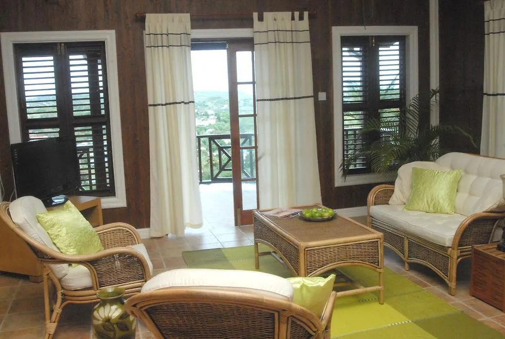 Heavenly Suites La Feuillet Apartment